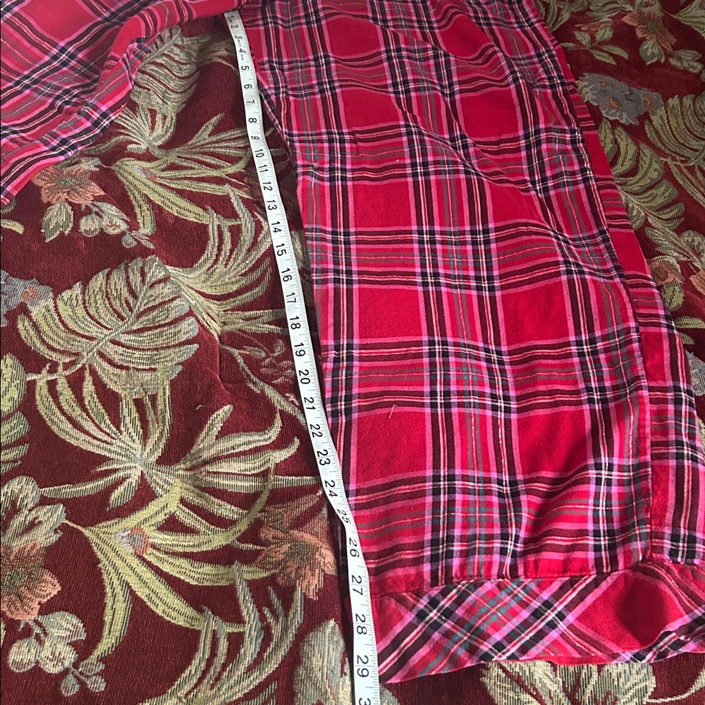 Victoria's Secret Red and Green Plaid Pajama Top - Picture 10 of 10
